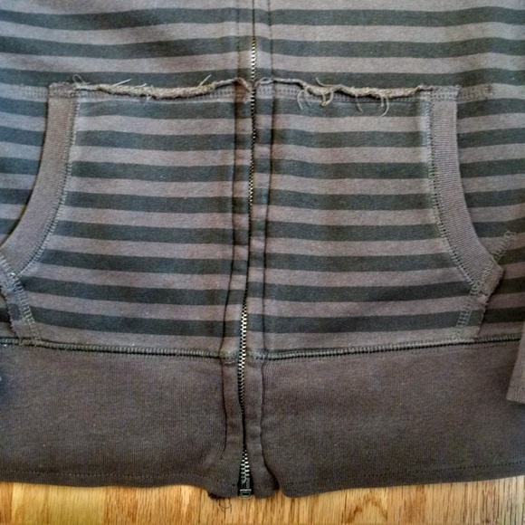 Boy's Epic Threads brown hoodie size M EUC - Picture 3 of 6